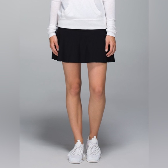 Lululemon Get it on skirt in Black - Picture 4 of 7